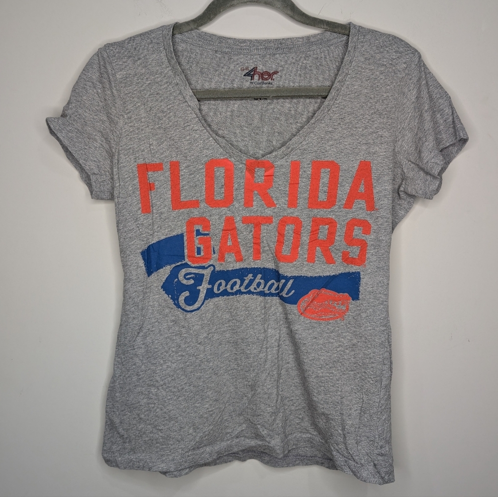 Florida Gators Women's V-Neck Football Tee – G-III 4Her by Carl Banks Size Small